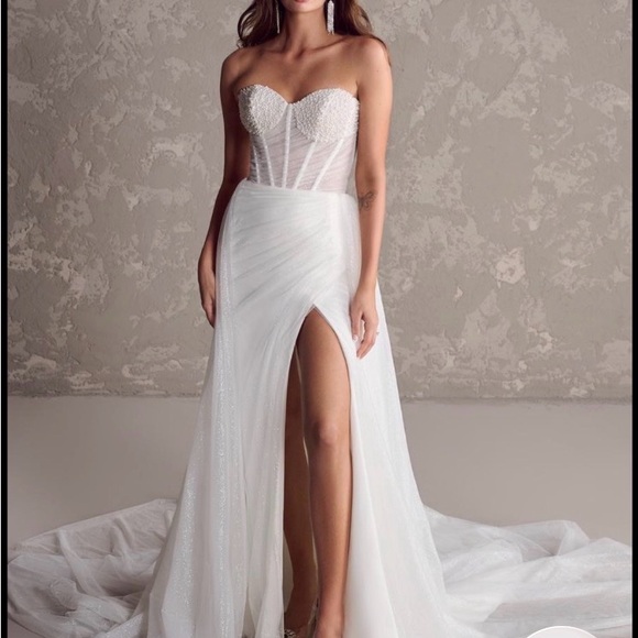 Maggie Sottero White Strapless Wedding Dress with matching pearl veil